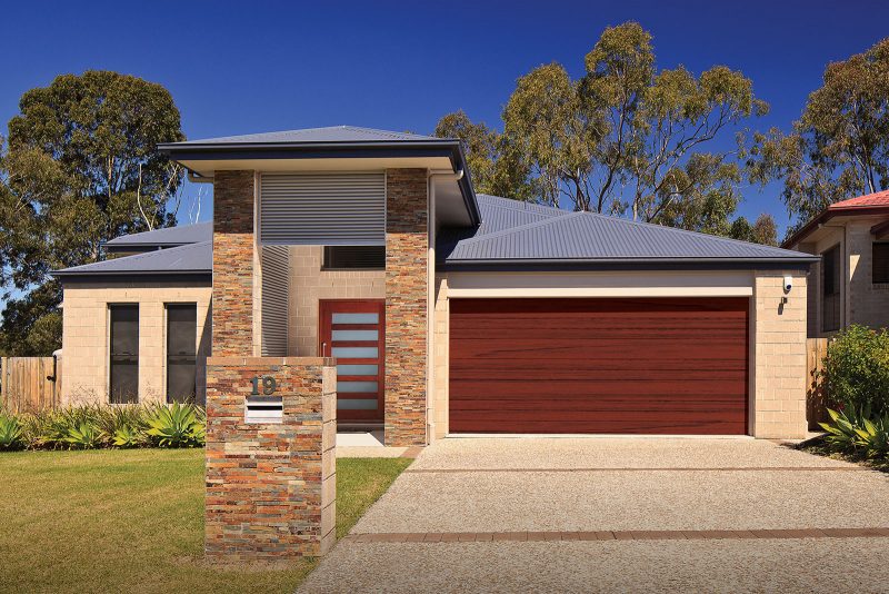 Panelift-Seville-Knotwood-Red-Gum